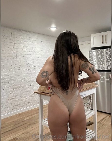 Srirachabutter xxx model picture