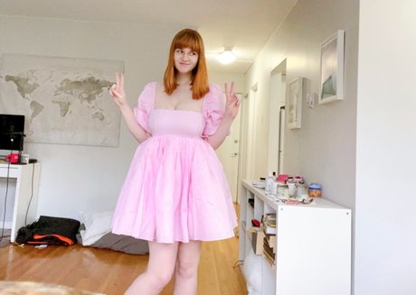 Sarah Z pornstar hot images