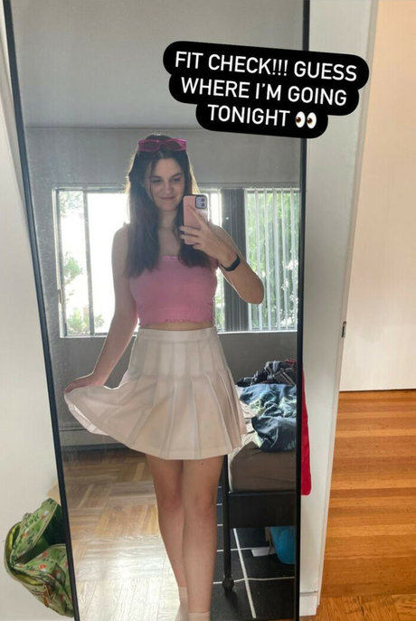 Sarah Z star hot photos