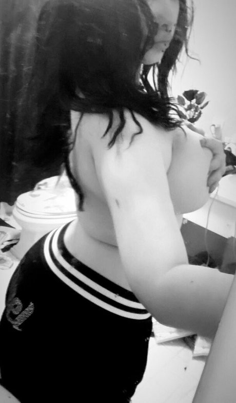 toiletseatshawty pornstar hot pic