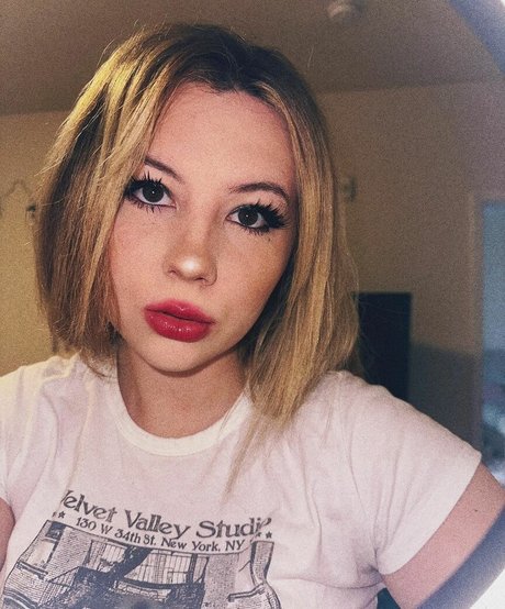 Kendi Ken ASMR top star gallery