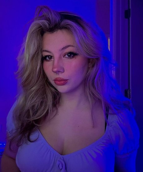 Kendi Ken ASMR model nude galleries