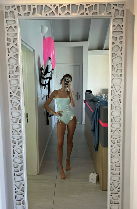 Darianka nude actress pics