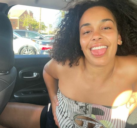 Jorja Smith sex star archive