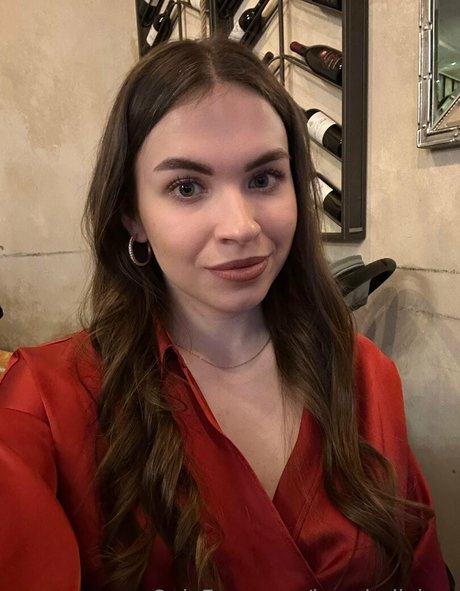 heychellyhey nice model images