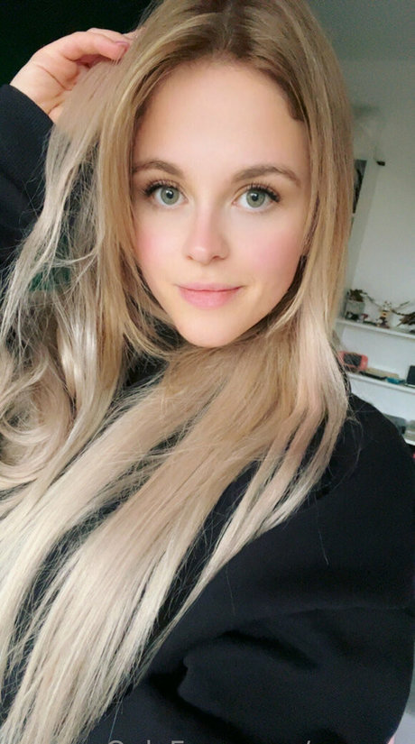 cupcaxfree xxx pornstar pics