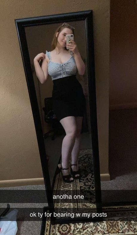 reversetabletopp model beautiful photo