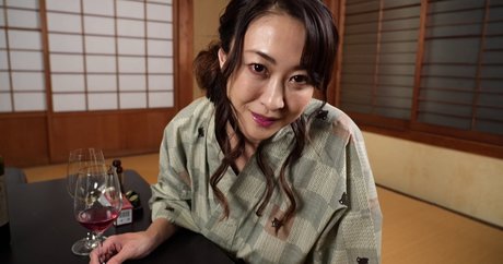 Yuuka Sawachi star beautiful photos