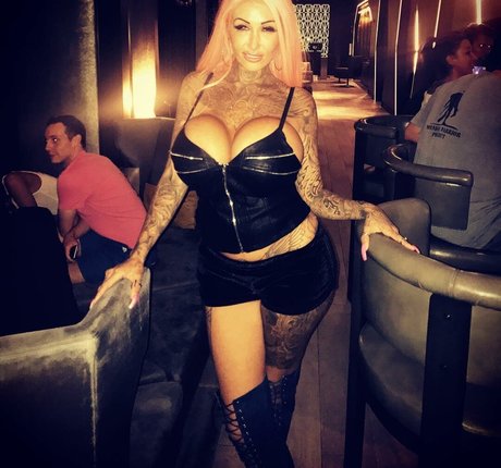 Kacey Diamonds erotic actress galleries