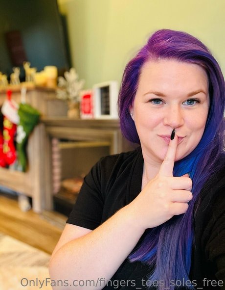 fingers toes soles free Profile pic