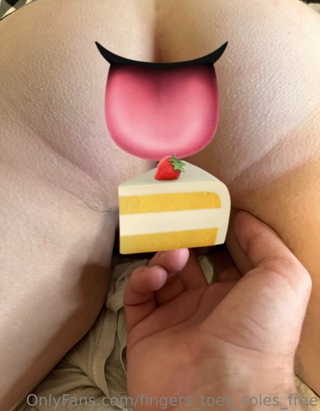 fingers toes soles free pornstar image