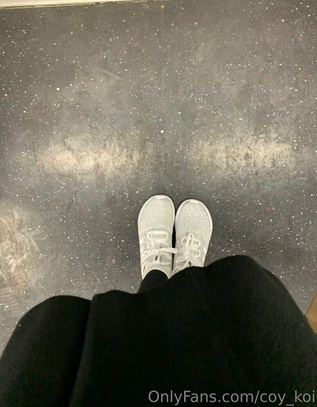 coy koi sexy actress img