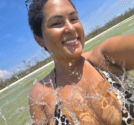 Hayley Alexis pornstar free photos