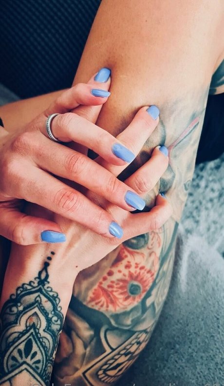 cocolinaa69 nude pornstar galleries