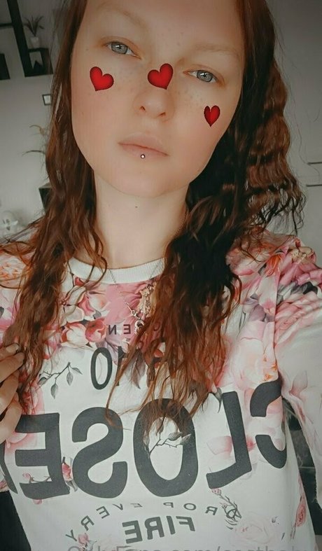 costbaby beautiful actress photos