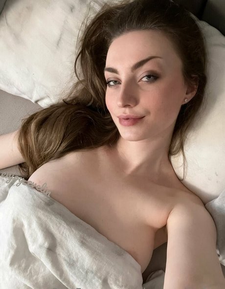 enjoy evelin free hd star archive