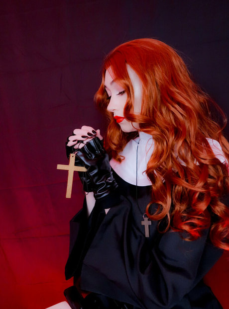 louvrissa naked pornstar pictures