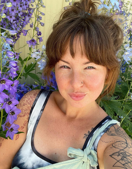 indigojones hot model photos