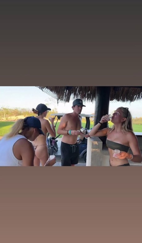 Andrea Wendel pretty actress pics