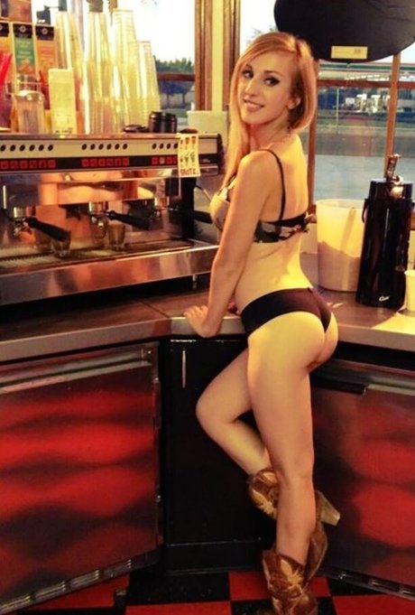 Kuksugare xxx star photo