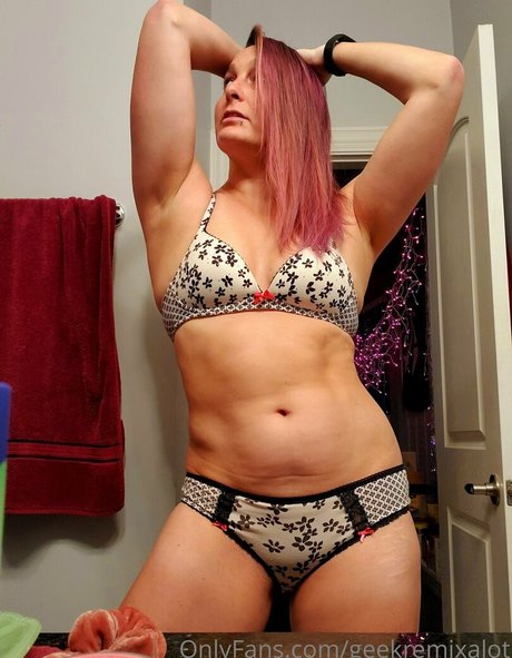 ohmyskulls high quality pornstar gallery