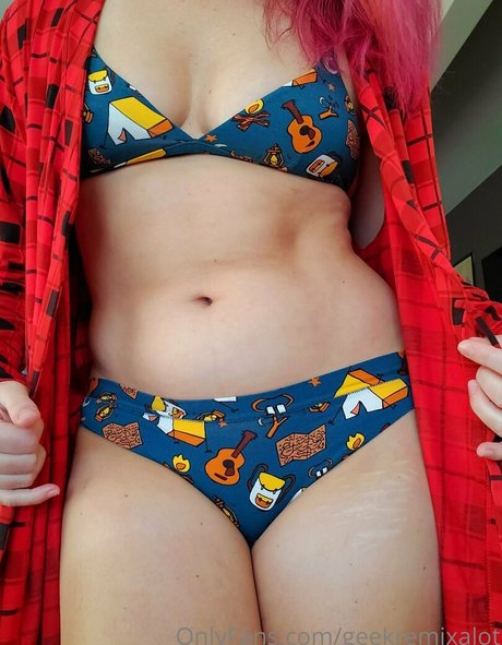 ohmyskulls erotic actress gallery