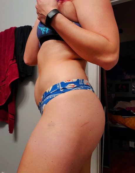 ohmyskulls model pornographic archive