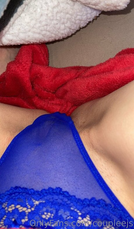 coupleejs model naked gallery