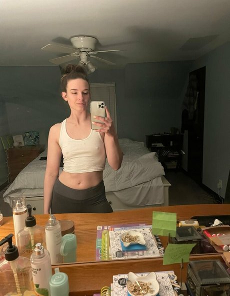 welcometothesmokeshow best actress photos