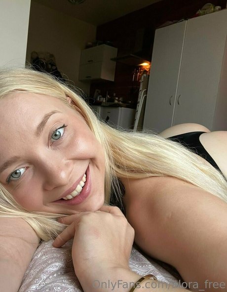 alora free pornstar art photo