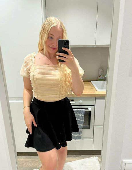 skinny asian teen onlyfans sexy naked img