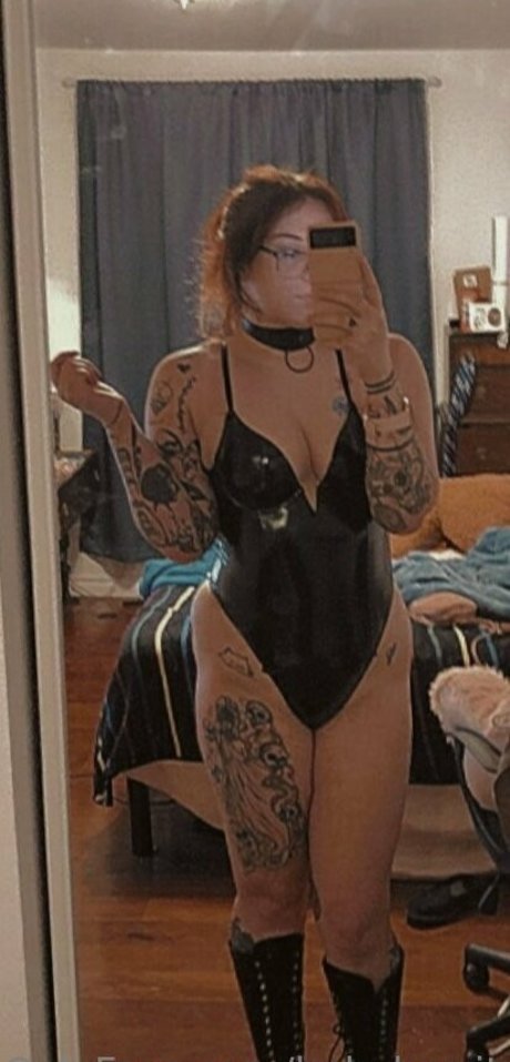 babybewitched naked model pictures