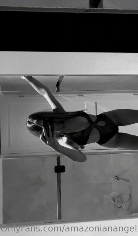 amazonianangelx erotic pornstar photo