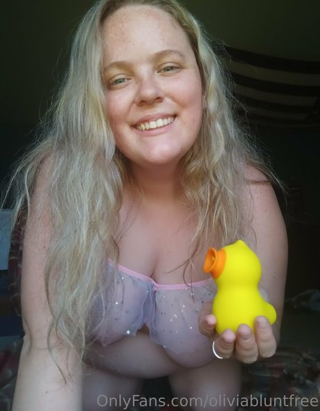 oliviabluntfree star nice pic