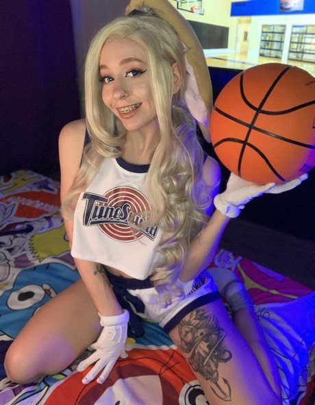 Hheadshhot naked star images