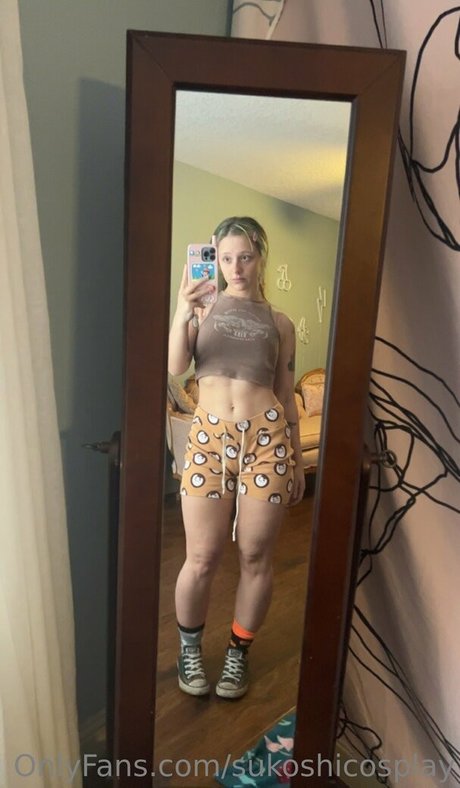 sukoshicosplay pretty model picture