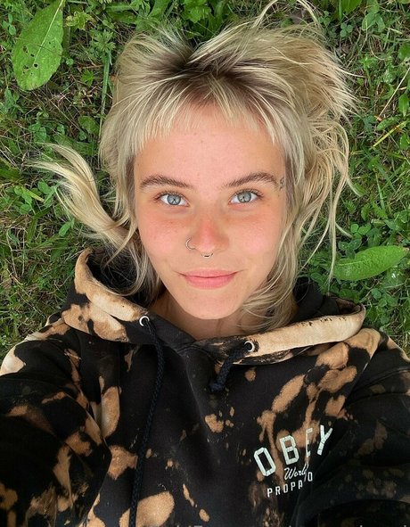 deli eva hd actress archive