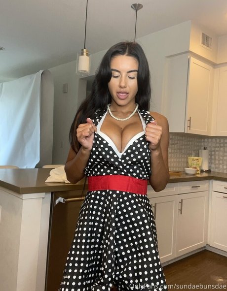 miafall model sex photos