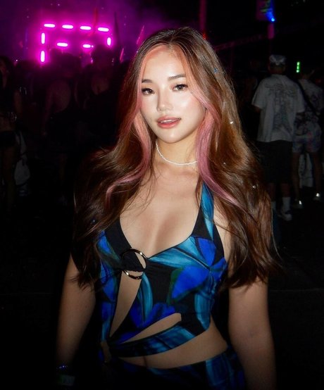 Annxhy hot star image