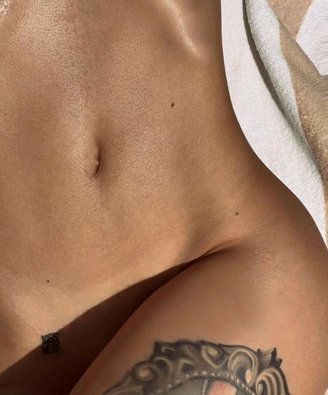 BabyS pornstar art img