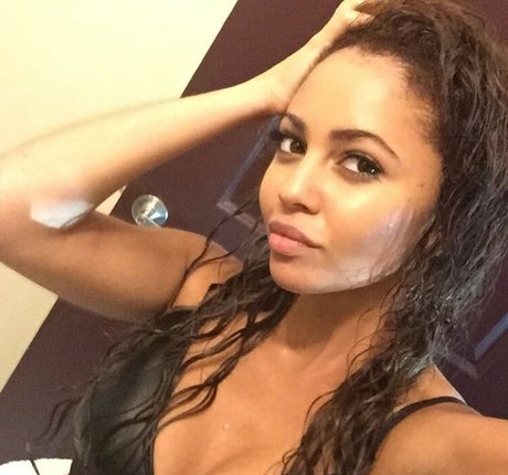 Vanessa Morgan nudes model photos
