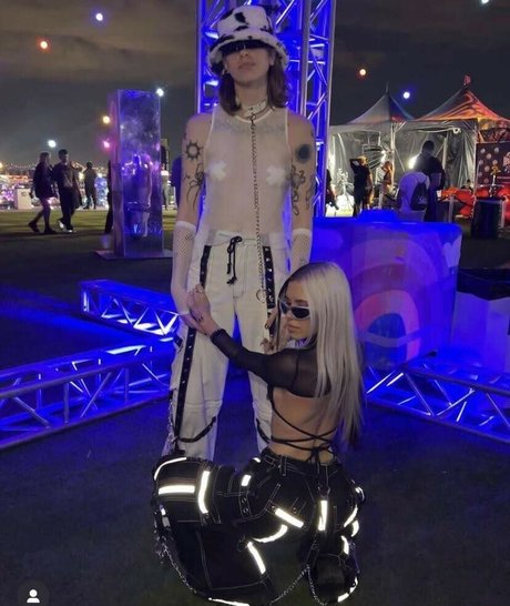 Onlyjayus porn actress galleries