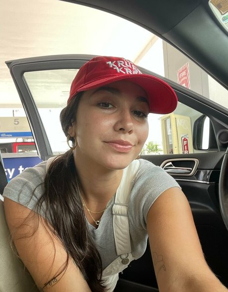 karleegrey star picture