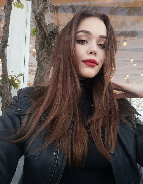 mayettamimi model best pic