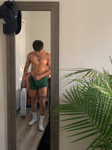 Jhuan hd pornstar image