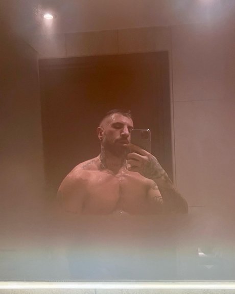 Novakkk model art photo