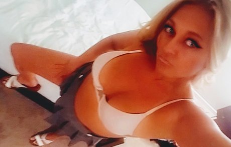 Notthe17882 naked pornstar image