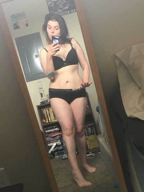 Trash Princess high quality model pictures