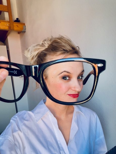 Astel hd pornstar image