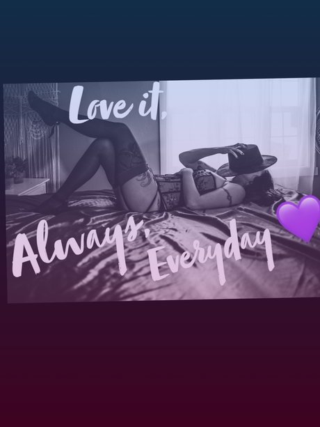 Beautiful Carcass pornographic star image